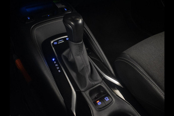 Toyota Corolla Touring Sports 1.8 Hybrid Business Plus Sport (NAVI,CLIMATE,CRUISE,CAMERA,LED,PDC,GETINT,SPORTSTOELEN,LM VELGEN)