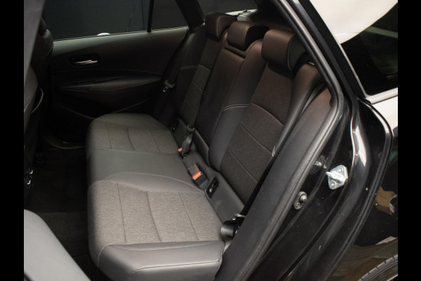 Toyota Corolla Touring Sports 1.8 Hybrid Business Plus Sport (NAVI,CLIMATE,CRUISE,CAMERA,LED,PDC,GETINT,SPORTSTOELEN,LM VELGEN)