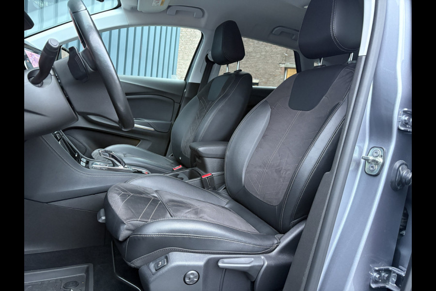 Opel Grandland 1.2 Turbo GS Line | Trekhaak afnb. | Matrix Led | Stoel & Stuur verw. | Prijs Rijklaar!!