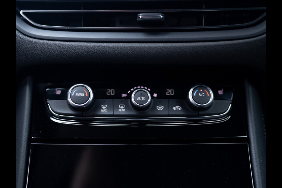 Opel Grandland 1.2 Turbo GS Line | Trekhaak afnb. | Matrix Led | Stoel & Stuur verw. | Prijs Rijklaar!!