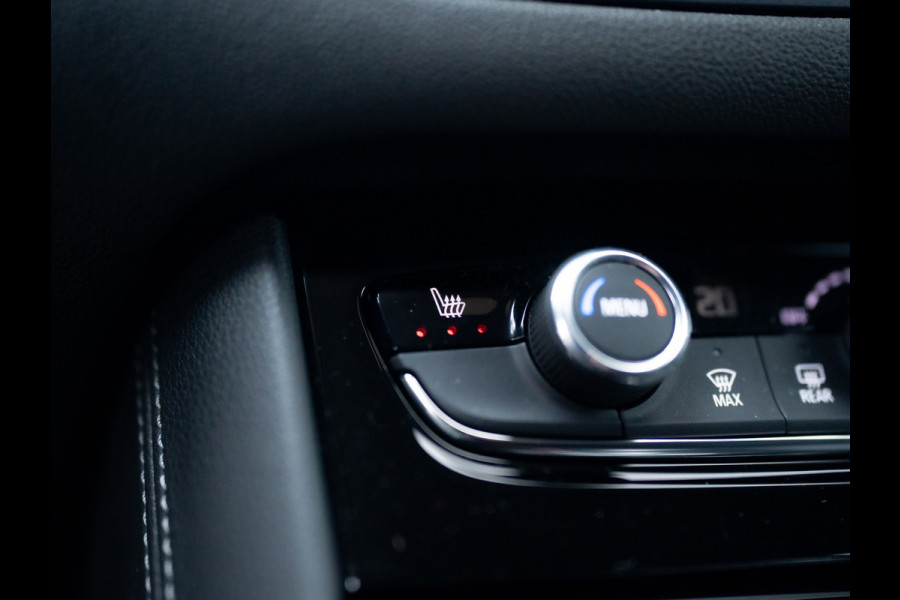 Opel Grandland 1.2 Turbo GS Line | Trekhaak afnb. | Matrix Led | Stoel & Stuur verw. | Prijs Rijklaar!!