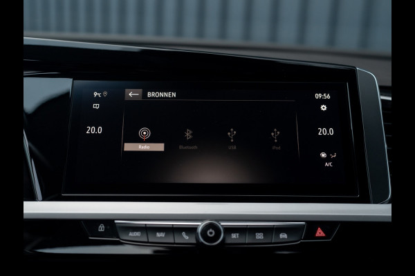 Opel Grandland 1.2 Turbo GS Line | Trekhaak afnb. | Matrix Led | Stoel & Stuur verw. | Prijs Rijklaar!!