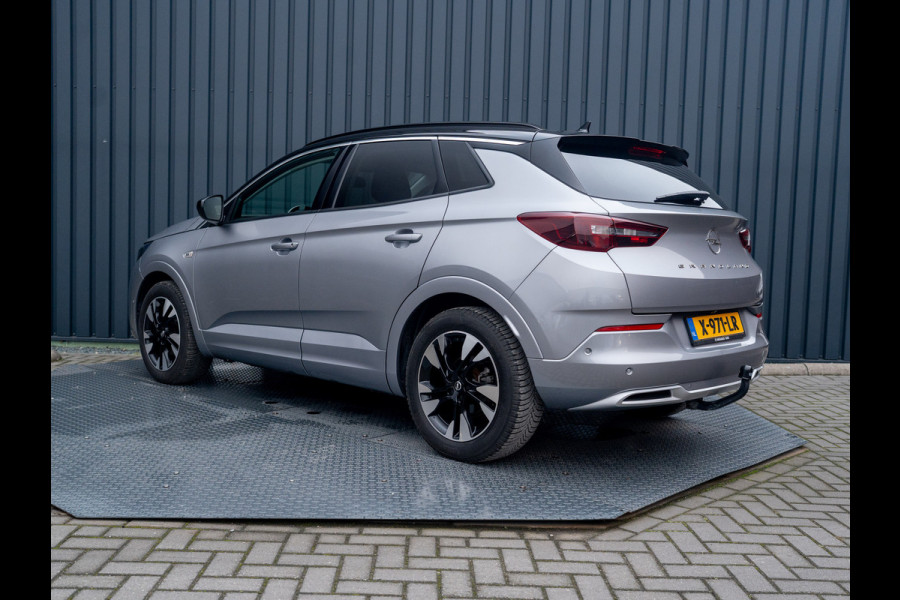Opel Grandland 1.2 Turbo GS Line | Trekhaak afnb. | Matrix Led | Stoel & Stuur verw. | Prijs Rijklaar!!