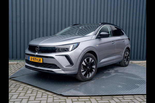 Opel Grandland 1.2 Turbo GS Line | Trekhaak afnb. | Matrix Led | Stoel & Stuur verw. | Prijs Rijklaar!!