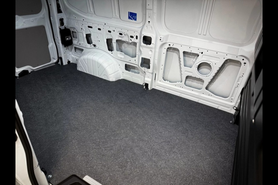 Ford E-Transit Custom 340 L2H1 ELECTRO 65KWH TREND Driver assist pack premium NAVI etc