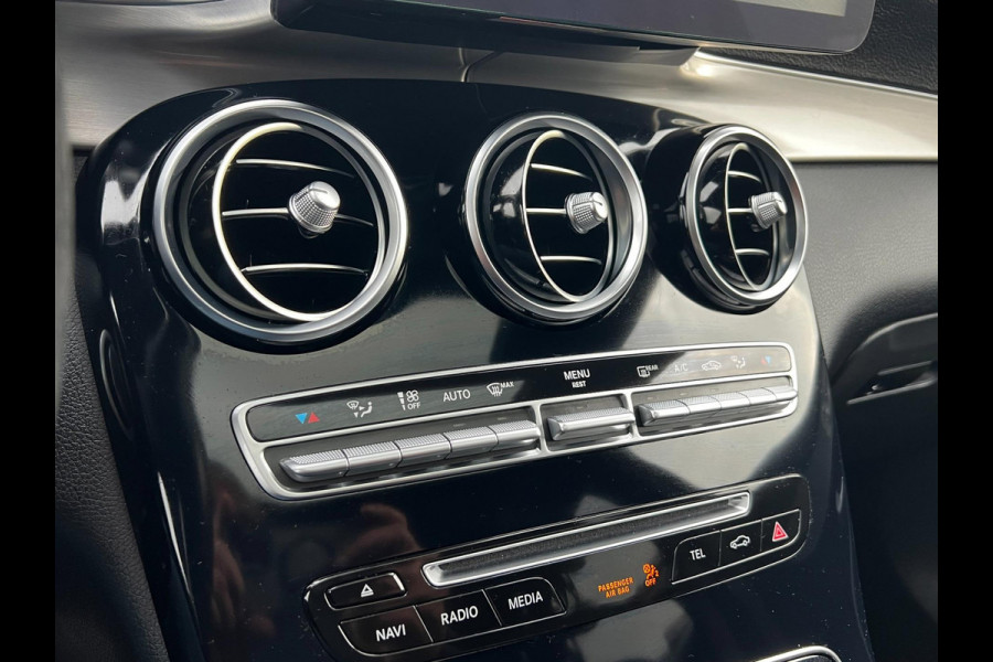 Mercedes-Benz GLC Coupé 250 4MATIC Business Solution AMG Carplay_stuurverw_Trekh