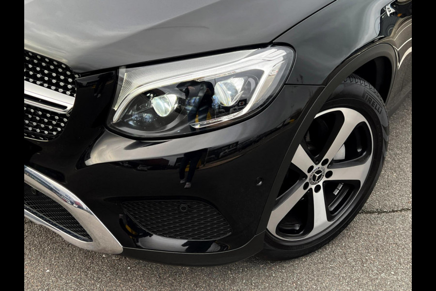 Mercedes-Benz GLC Coupé 250 4MATIC Business Solution AMG Carplay_stuurverw_Trekh