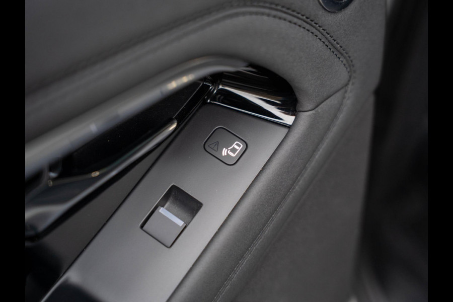 Land Rover Range Rover Evoque 1.5 P300e AWD R-Dynamic SE/ Pano / 360° Camera / Carplay / Memory