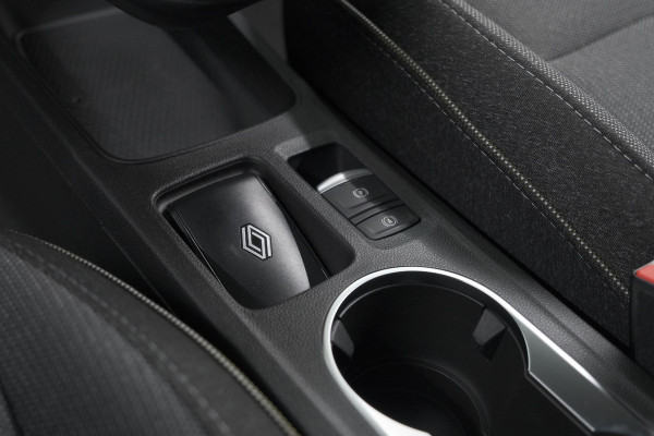 Renault Captur Mild Hybrid 160 EDC Techno | Pack Winter | Camera | Adaptieve Cruise Control | Apple Carplay