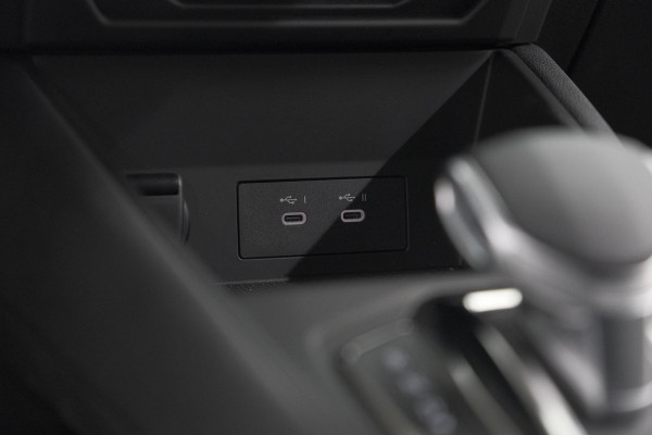 Renault Captur Mild Hybrid 160 EDC Techno | Pack Winter | Camera | Adaptieve Cruise Control | Apple Carplay