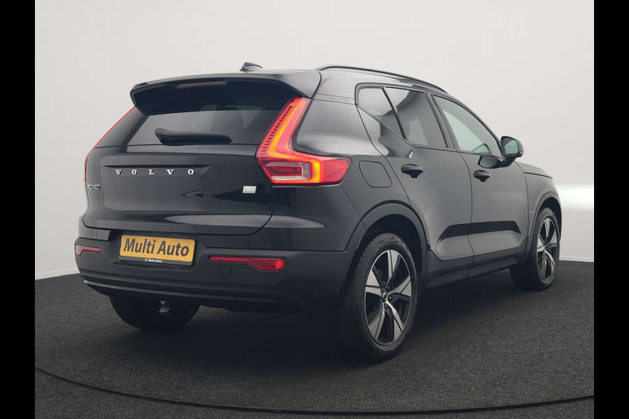 Volvo XC40 T4 Recharge R-Design Plug In Hybrid 211pk Dealer O.H. PHEV | Camera | Keyless | Lederen Sportstoelen Memory & Verwarmd | Apple Carplay | Stuur Verwarmd | Cruise Control | Navigatie | Virtual | DAB | 19"L.M |