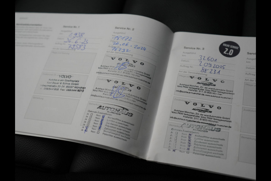 Volvo XC40 T4 Recharge R-Design Plug In Hybrid 211pk Dealer O.H. PHEV | Camera | Keyless | Lederen Sportstoelen Memory & Verwarmd | Apple Carplay | Stuur Verwarmd | Cruise Control | Navigatie | Virtual | DAB | 19"L.M |