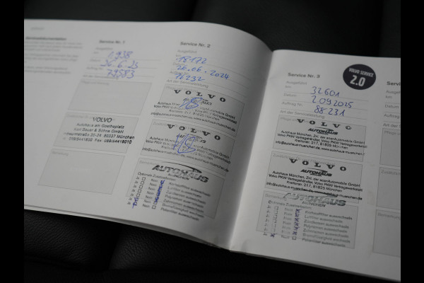 Volvo XC40 T4 Recharge R-Design Plug In Hybrid 211pk Dealer O.H. PHEV | Camera | Keyless | Lederen Sportstoelen Memory & Verwarmd | Apple Carplay | Stuur Verwarmd | Cruise Control | Navigatie | Virtual | DAB | 19"L.M |