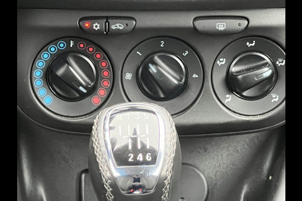 Opel Corsa 1.0 Turbo Online Edition 60.000 km NAP - APK T/M 12-2026!!