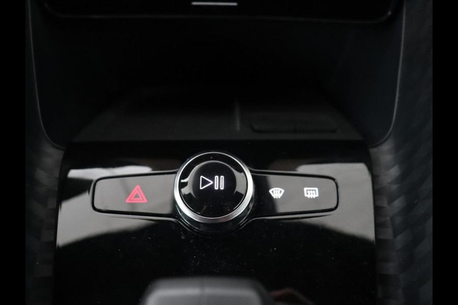 Polestar 2 Long Range Single Motor 78 kWh | Trekhaak | Stoelverwarming | Keyless | Full LED | Carplay | Navigatie | 19'' | Elektrische stoelen | Climate control | Parkeerhulp