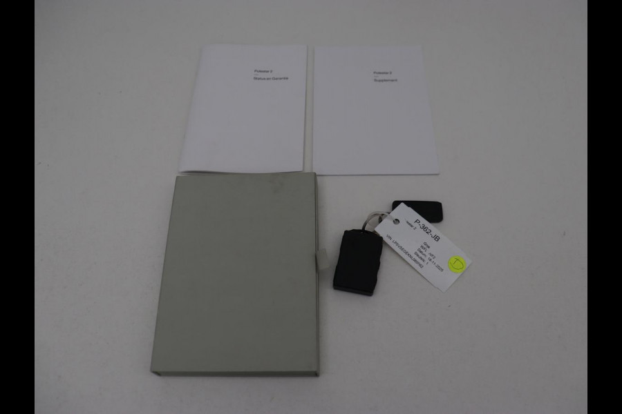 Polestar 2 Long Range Single Motor 78 kWh | Trekhaak | Stoelverwarming | Keyless | Full LED | Carplay | Navigatie | 19'' | Elektrische stoelen | Climate control | Parkeerhulp