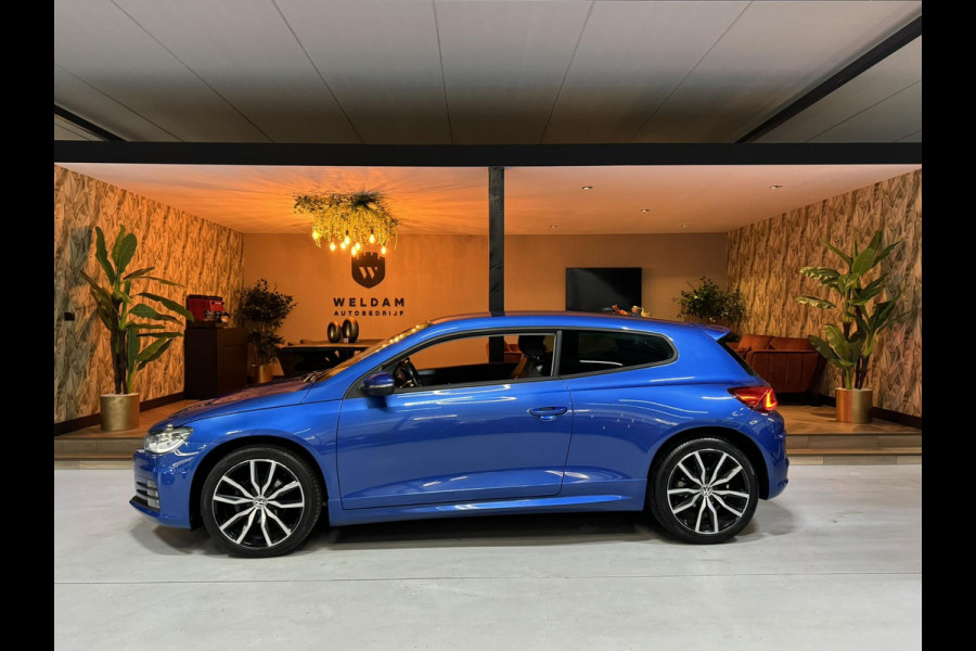 Volkswagen Scirocco 1.4 TSI R-Line Garantie Carplay Camera Cruise Clima Navi Led PDC Rijklaar