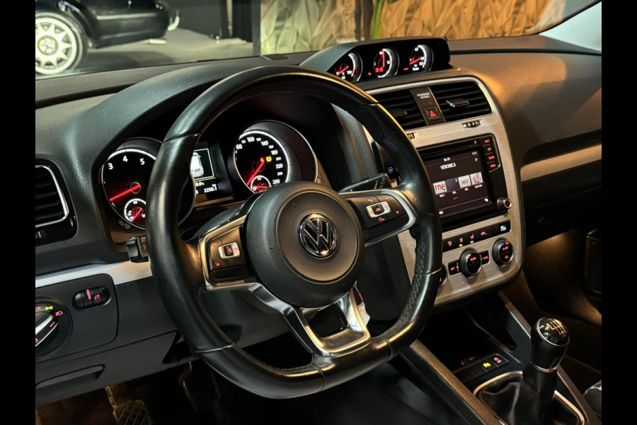 Volkswagen Scirocco 1.4 TSI R-Line Garantie Carplay Camera Cruise Clima Navi Led PDC Rijklaar