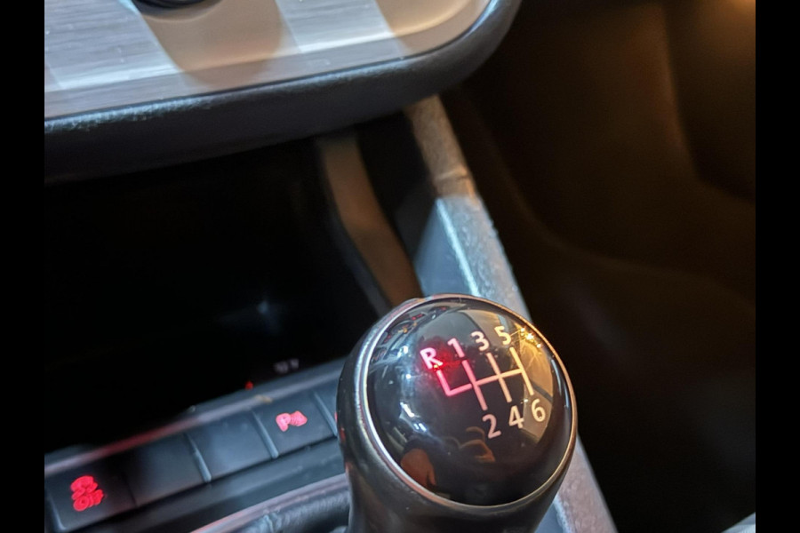 Volkswagen Scirocco 1.4 TSI R-Line Garantie Carplay Camera Cruise Clima Navi Led PDC Rijklaar