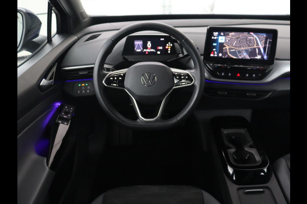 Volkswagen ID.4 Pro 77 kWh | Trekhaak | Stoelverwarming | Warmtepomp | Sfeerverlichting | Stuurverwarming | Carplay | Adaptive cruise | Keyless | Camera | Navigatie | Full LED