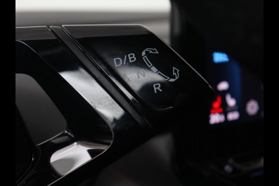 Volkswagen ID.4 Pro 77 kWh | Trekhaak | Stoelverwarming | Warmtepomp | Sfeerverlichting | Stuurverwarming | Carplay | Adaptive cruise | Keyless | Camera | Navigatie | Full LED