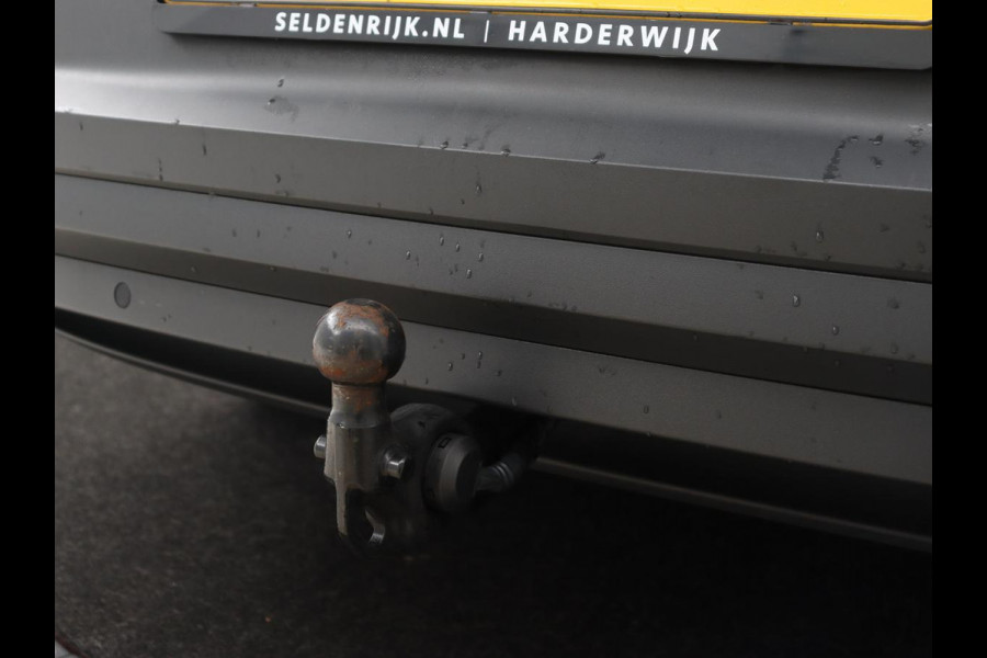 Volkswagen ID.4 Pro 77 kWh | Trekhaak | Stoelverwarming | Warmtepomp | Sfeerverlichting | Stuurverwarming | Carplay | Adaptive cruise | Keyless | Camera | Navigatie | Full LED