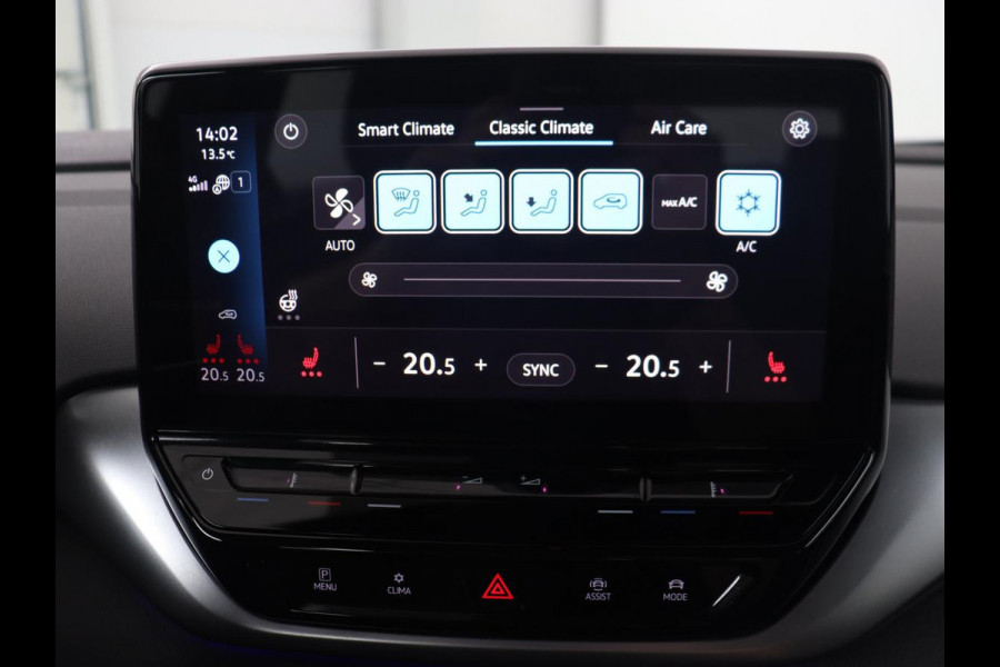 Volkswagen ID.4 Pro 77 kWh | Trekhaak | Stoelverwarming | Warmtepomp | Sfeerverlichting | Stuurverwarming | Carplay | Adaptive cruise | Keyless | Camera | Navigatie | Full LED