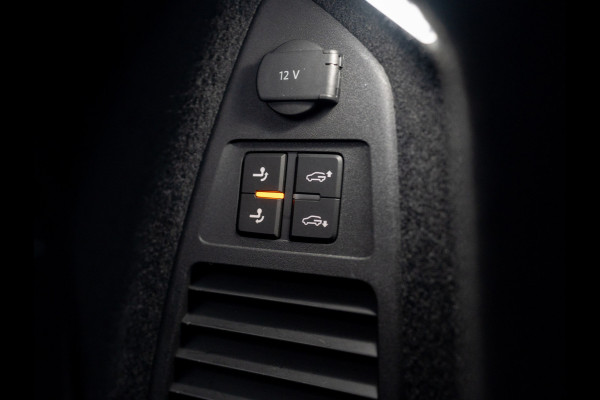 Volkswagen Touareg 3.0 TSi 4MOTION R | Luchtvering | Panodak | Trekhaak | Stoelkoeling | 360 Camera | Black Style | Prijs Rijklaar!!