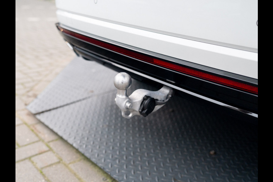 Volkswagen Touareg 3.0 TSi 4MOTION R | Luchtvering | Panodak | Trekhaak | Stoelkoeling | 360 Camera | Black Style | Prijs Rijklaar!!