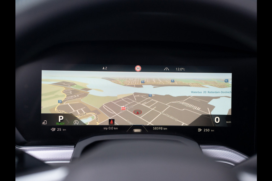 Volkswagen Touareg 3.0 TSi 4MOTION R | Luchtvering | Panodak | Trekhaak | Stoelkoeling | 360 Camera | Black Style | Prijs Rijklaar!!