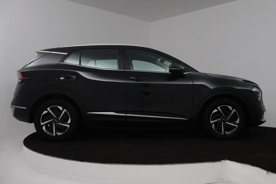 Kia Sportage 1.6 T-GDi MHEV DynamicLine (DIGITALE COCKPIT, LANE-ASSIST, ACHTERUITRIJCAMERA, PARKEERSENSOREN, NAVIGATIE)