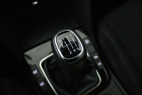 Kia Sportage 1.6 T-GDi MHEV DynamicLine (DIGITALE COCKPIT, LANE-ASSIST, ACHTERUITRIJCAMERA, PARKEERSENSOREN, NAVIGATIE)