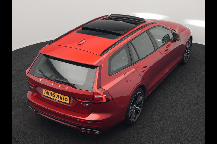 Volvo V60 T6 Twin Engine AWD R-Design Plug In Hybrid 340pk Dealer O.H. PHEV | Trekhaak Af Fabriek | Panodak | Head Up | Adaptive Cruise | 360 Camera | Lederen Sportstoelen Memory & Verwarmd | Apple Carplay | Stuur Verwarmd | Blis | Keyless | Navigatie | DAB |