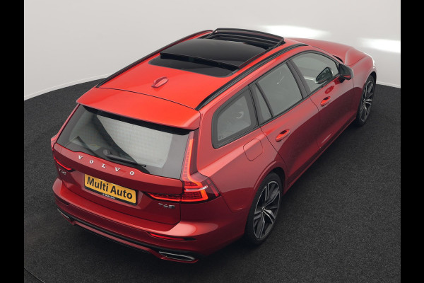Volvo V60 T6 Twin Engine AWD R-Design Plug In Hybrid 340pk Dealer O.H. PHEV | Trekhaak Af Fabriek | Panodak | Head Up | Adaptive Cruise | 360 Camera | Lederen Sportstoelen Memory & Verwarmd | Apple Carplay | Stuur Verwarmd | Blis | Keyless | Navigatie | DAB |