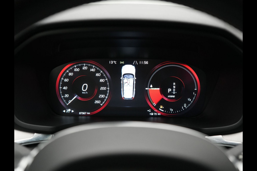 Volvo V60 T6 Twin Engine AWD R-Design Plug In Hybrid 340pk Dealer O.H. PHEV | Trekhaak Af Fabriek | Panodak | Head Up | Adaptive Cruise | 360 Camera | Lederen Sportstoelen Memory & Verwarmd | Apple Carplay | Stuur Verwarmd | Blis | Keyless | Navigatie | DAB |