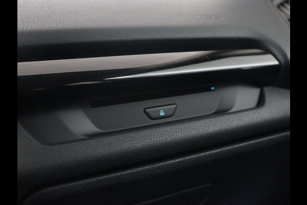 Ford EcoSport 1.0 EcoBoost ST-Line | Stoelverwarming | Camera | Carplay | B&O Sound | Navigatie | 18'' | Climate control | Leder/Alcantara | Cruise control | Bluetooth | Keyless