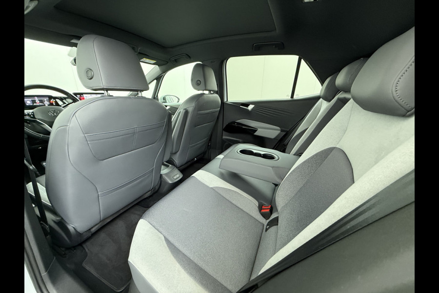 Volkswagen ID.3 First Max 58kWh SOH 93% Ergo-Active Stoelen Panoramadak Adap.Cruise Navi Ecc Apple Carplay Android Auto Camera Pdc Stuur+Stoelve Lmv Privacy Glas Keyless Advanced Led-a-licht dynamisch Matrix led Bluetooth Rijstrooksensor Wifi Origineel Nederlandse Auto