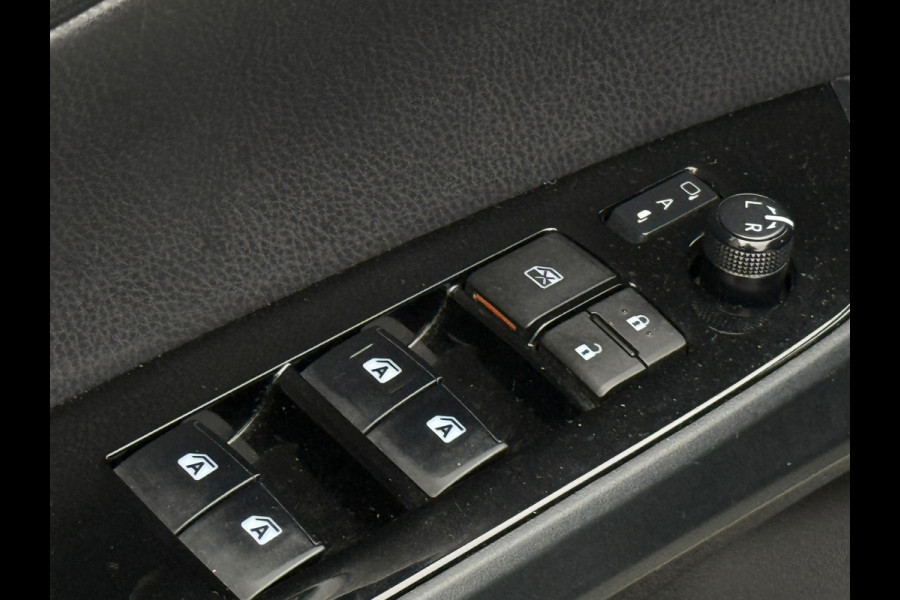 Toyota Prius 1.8 Hybride Executive Full Leder|JBL|Adap Cruise