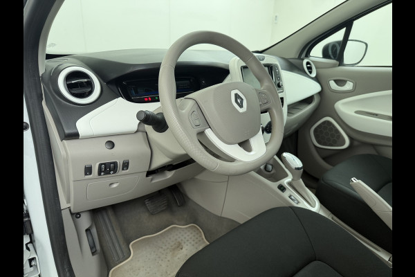 Renault ZOE R90 Life 41kWh SOH 92% (Eigen Accu) Ecc Navi Apple Carplay Android Auto Cruise Control Pdc Regen-Lichtsensor Hands-free access Bluetooth Led Pack City Pack Comfort Origineel Nederlandse Auto 1e Eigenaar geen dure huuraccu!
