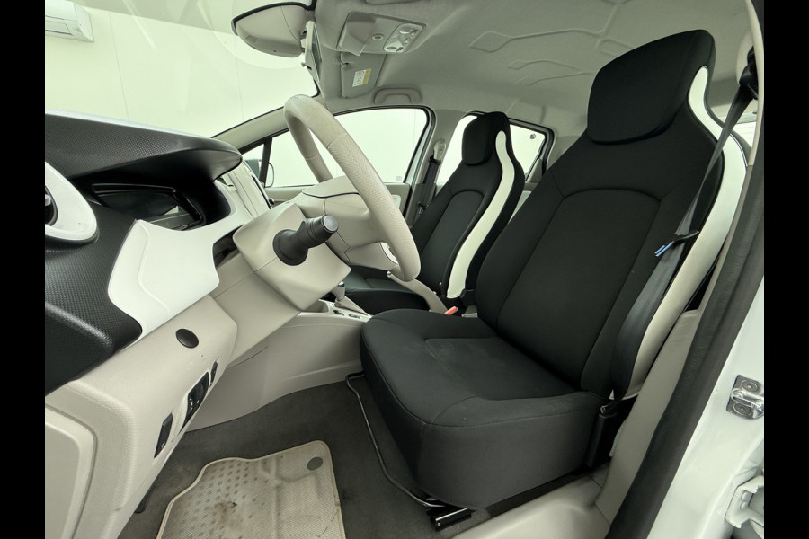 Renault ZOE R90 Life 41kWh SOH 92% (Eigen Accu) Ecc Navi Apple Carplay Android Auto Cruise Control Pdc Regen-Lichtsensor Hands-free access Bluetooth Led Pack City Pack Comfort Origineel Nederlandse Auto 1e Eigenaar geen dure huuraccu!