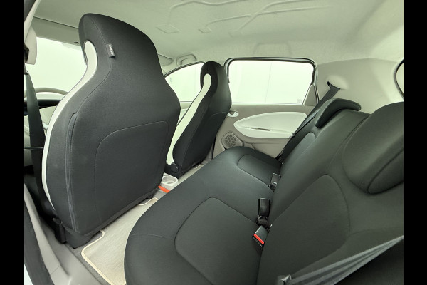 Renault ZOE R90 Life 41kWh SOH 92% (Eigen Accu) Ecc Navi Apple Carplay Android Auto Cruise Control Pdc Regen-Lichtsensor Hands-free access Bluetooth Led Pack City Pack Comfort Origineel Nederlandse Auto 1e Eigenaar geen dure huuraccu!
