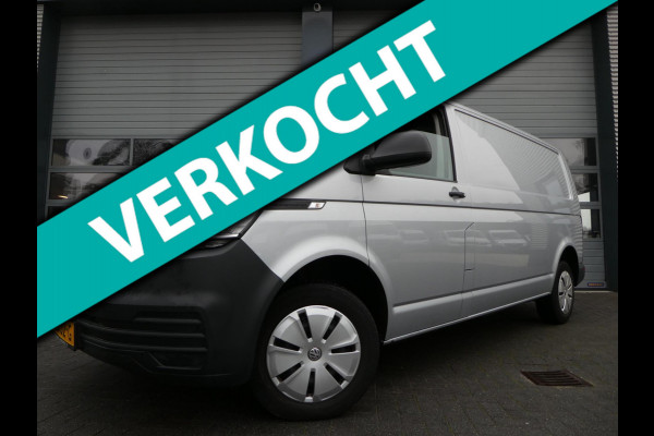 Volkswagen Transporter 2.0tdi L2, 110pk, Airco, Apple Carplay, Camera, PDC, Trekhaak.