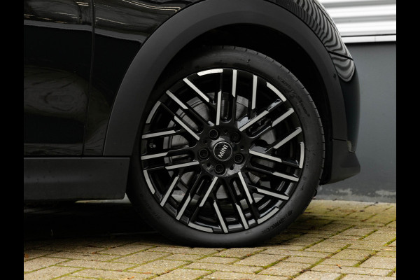 MINI Mini 2.0 Cooper S Favoured - XL - Pano - Memoryzetel - Driving + Parking Ass Plus