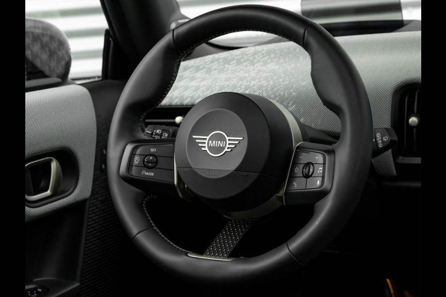 MINI Mini 2.0 Cooper S Favoured - XL - Pano - Memoryzetel - Driving + Parking Ass Plus