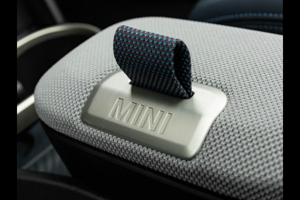 MINI Mini 2.0 Cooper S Favoured - XL - Pano - Memoryzetel - Driving + Parking Ass Plus