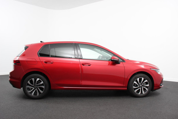 Volkswagen Golf 1.0 eTSI 110pk DSG Active | Panorama dak | Navigatie | Climate Control | Camera | Adaptive Cruise Control | Virtual Cockpit | Stoelverwarming | Extra Getint Glas