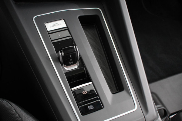 Volkswagen Golf 1.0 eTSI 110pk DSG Active | Panorama dak | Navigatie | Climate Control | Camera | Adaptive Cruise Control | Virtual Cockpit | Stoelverwarming | Extra Getint Glas