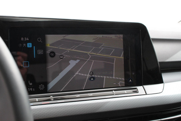 Volkswagen Golf 1.0 eTSI 110pk DSG Active | Panorama dak | Navigatie | Climate Control | Camera | Adaptive Cruise Control | Virtual Cockpit | Stoelverwarming | Extra Getint Glas