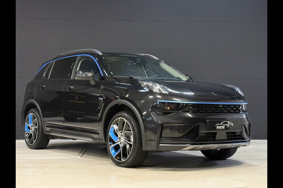 Lynk & Co 1.5 01 | Panoramadak | Apple Carplay | 360 Camera | Stoelverwarming Infinity | ACC