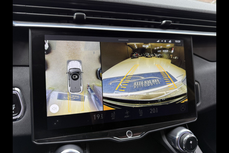 Lynk & Co 1.5 01 | Panoramadak | Apple Carplay | 360 Camera | Stoelverwarming Infinity | ACC